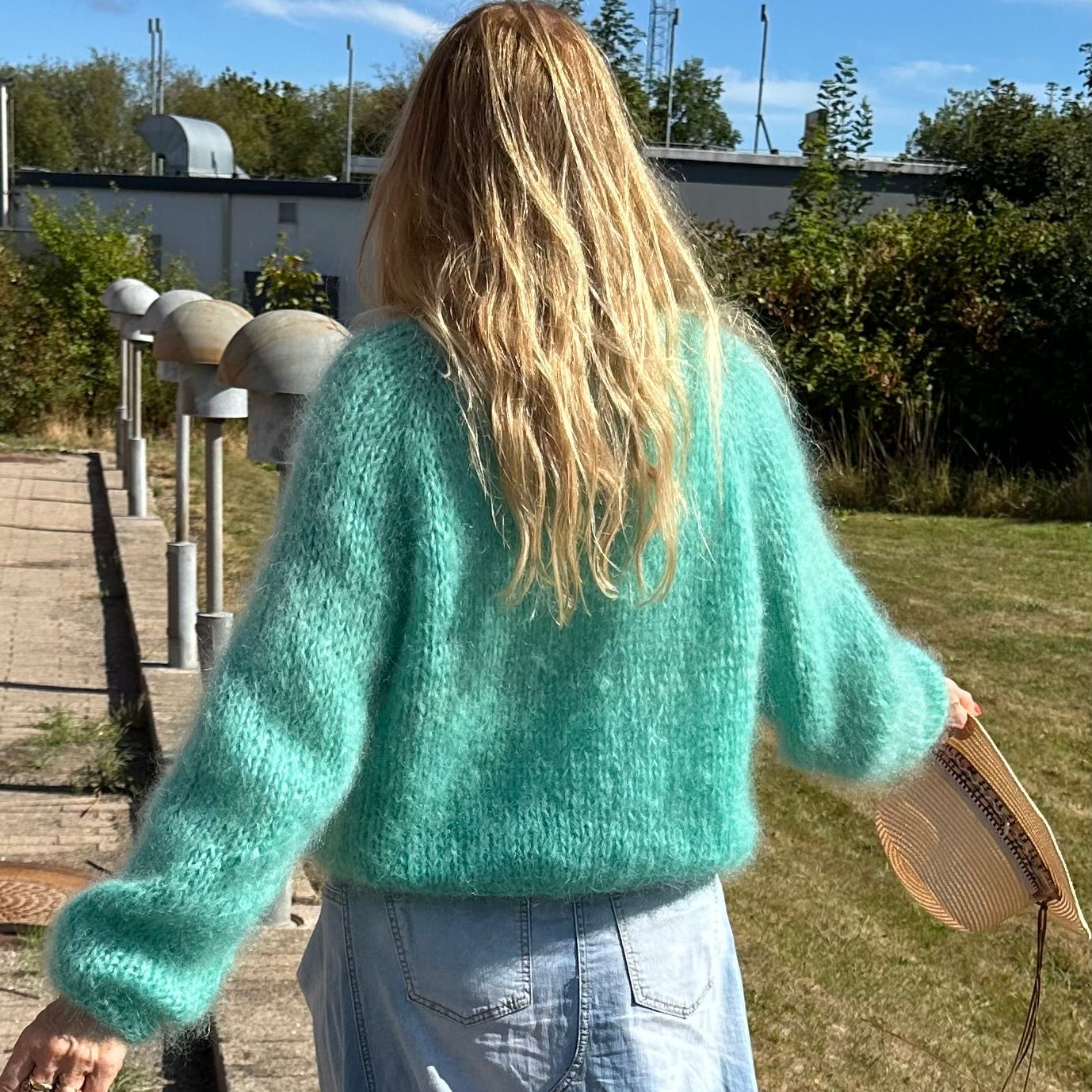 Femja Sweater by Sandknit aus der Bella oder Bella Color von Permin - Strickpaket